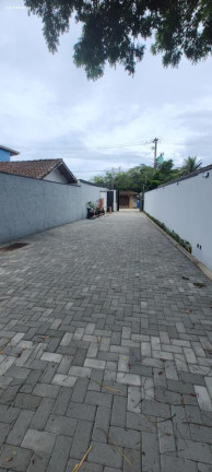 Sobrado com 2 Quartos à Venda,  em Boiçucanga - São Sebastião