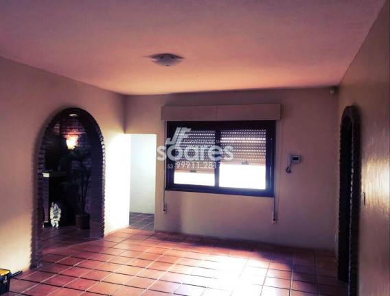 Imagem Casa com 4 Quartos à Venda, 288 m² em Laranjal - Pelotas Imagem Casa com 4 Quartos à Venda, 288 m² em Laranjal - Pelotas