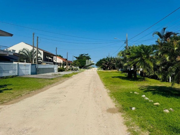 Imagem Casa com 2 Quartos à Venda, 85 m² em Barra Do Sai - Itapoá Imagem Casa com 2 Quartos à Venda, 85 m² em Barra Do Sai - Itapoá