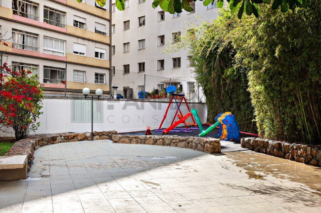 Imagem Imóvel com 3 Quartos à Venda, 130 m² em Vila Nova Conceição - São Paulo