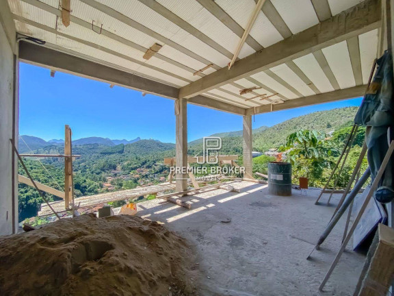Casa com 3 Quartos à Venda, 130 m² em Albuquerque - Teresópolis
