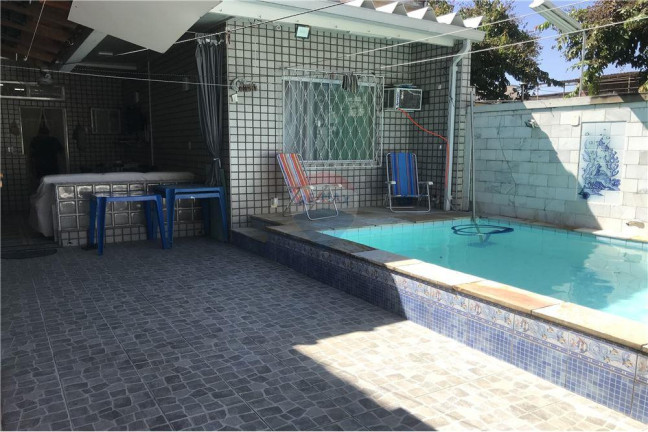 Imagem Casa com 2 Quartos à Venda, 156 m² em Taquara - Rio De Janeiro Imagem Casa com 2 Quartos à Venda, 156 m² em Taquara - Rio De Janeiro