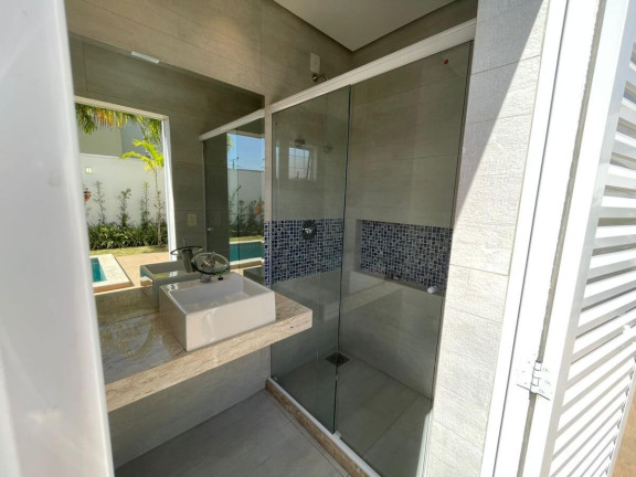 Imagem Casa com 3 Quartos à Venda, 375 m² em Jardim Itália - Cuiabá