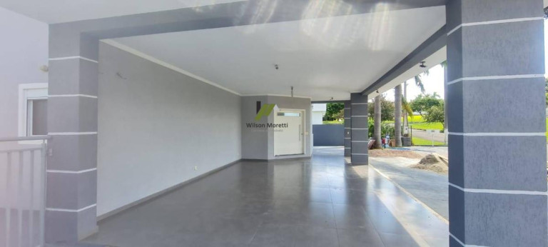 Imagem Casa com 5 Quartos à Venda, 320 m²