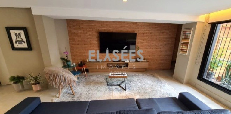 Imagem Casa com 2 Quartos à Venda, 200 m² em Vila Olímpia - São Paulo