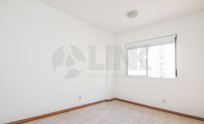 Imagem Apartamento com 2 Quartos à Venda, 65 m² em Santo Antônio - Porto Alegre Imagem Apartamento com 2 Quartos à Venda, 65 m² em Santo Antônio - Porto Alegre