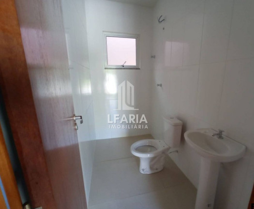 Imagem Casa com 2 Quartos à Venda, 47 m² em Brandalize - Itapoá
