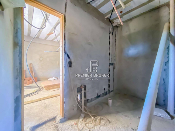 Imagem Casa com 3 Quartos à Venda, 130 m² em Albuquerque - Teresópolis Imagem Casa com 3 Quartos à Venda, 130 m² em Albuquerque - Teresópolis