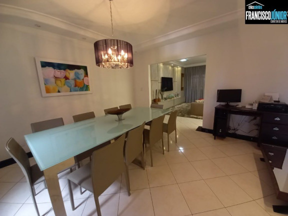 Imagem Casa com 3 Quartos à Venda, 210 m² em Setor Aeroporto - Goiânia