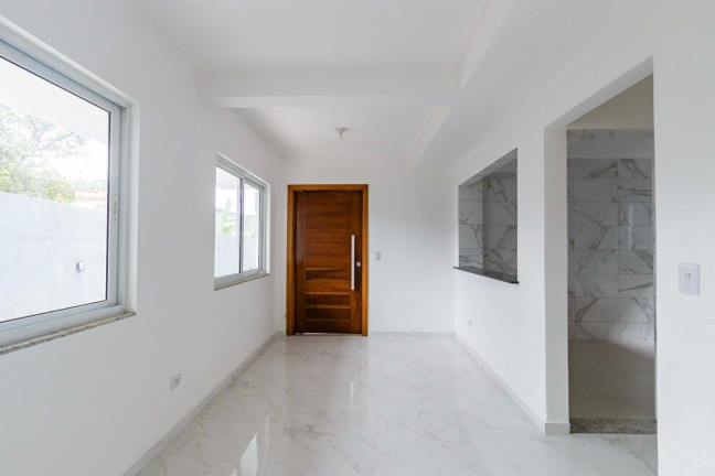 Imagem Casa com 2 Quartos à Venda, 138 m² em Xaxim - Curitiba