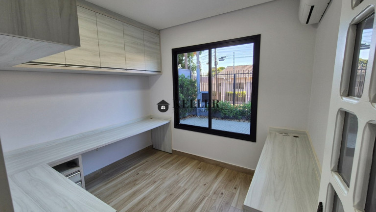 Imagem Casa com 3 Quartos à Venda, 300 m² em Jardim Tarobá - Foz Do Iguaçu Imagem Casa com 3 Quartos à Venda, 300 m² em Jardim Tarobá - Foz Do Iguaçu