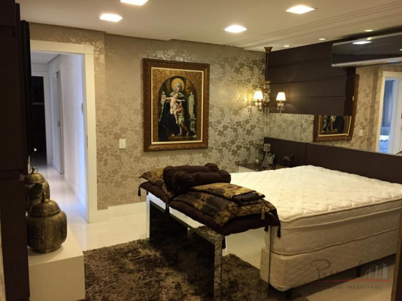 Imagem Apartamento com 3 Quartos à Venda, 228 m² em Agronômica - Florianópolis