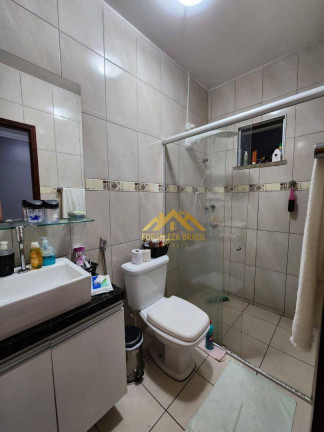 Imagem Imóvel com 4 Quartos à Venda, 180 m² em Maraponga - Fortaleza Imagem Imóvel com 4 Quartos à Venda, 180 m² em Maraponga - Fortaleza