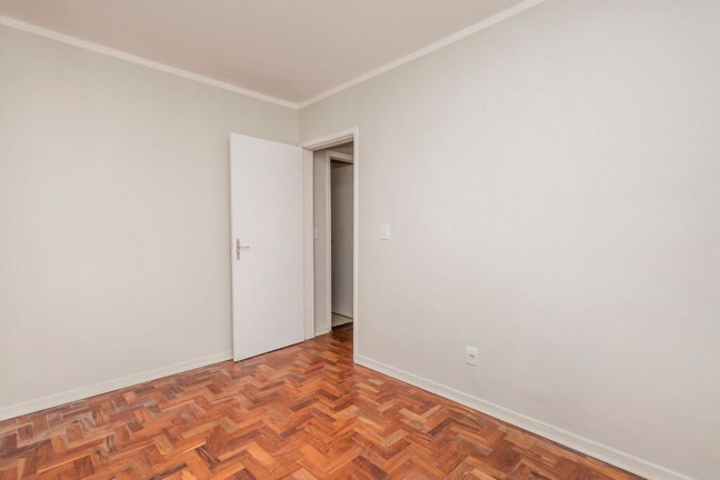 Imagem Imóvel com 1 Quarto à Venda, 42 m² em Centro Histórico - Porto Alegre Imagem Imóvel com 1 Quarto à Venda, 42 m² em Centro Histórico - Porto Alegre