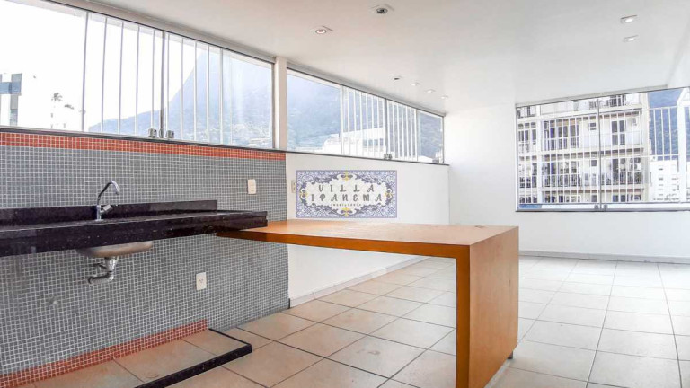 Imagem Cobertura com 3 Quartos à Venda, 183 m² em Humaitá - Rio De Janeiro Imagem Cobertura com 3 Quartos à Venda, 183 m² em Humaitá - Rio De Janeiro