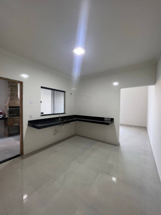 Imagem Casa com 3 Quartos à Venda, 104 m² em Jardim Suíço - Anápolis