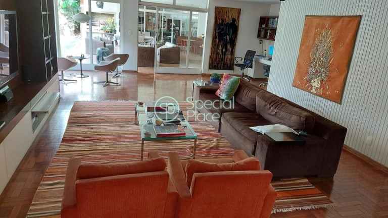Imagem Casa com 4 Quartos à Venda, 744 m² em Paineiras Do Morumbi - São  Paulo