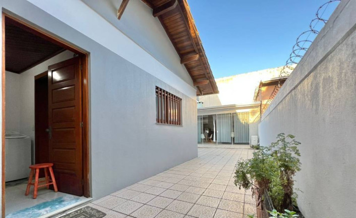 Imagem Casa com 3 Quartos à Venda, 258 m² em Zona Nova - Capão Da Canoa
