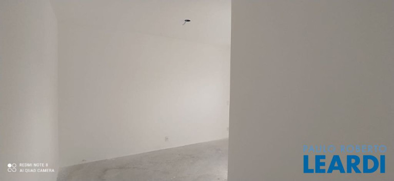 Imagem Apartamento com 2 Quartos à Venda, 61 m² em Campestre - Santo André