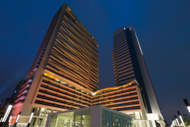 Sala Comercial à Venda, 54 m² em Chácara Santo Antônio (zona Sul) - São Paulo