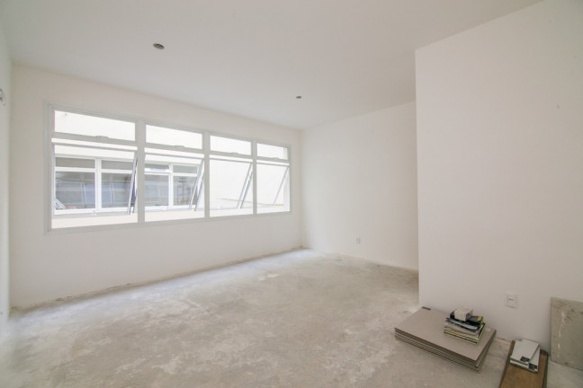 Imagem Sala Comercial à Venda, 21 m² em Petrópolis - Porto Alegre Imagem Sala Comercial à Venda, 21 m² em Petrópolis - Porto Alegre