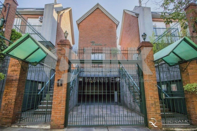 Imagem Imóvel com 3 Quartos à Venda, 280 m² em Chácara Das Pedras - Porto Alegre
