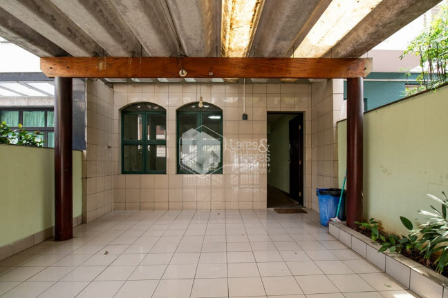 Imagem Casa com 4 Quartos à Venda, 236 m² em Alto Da Lapa - São Paulo Imagem Casa com 4 Quartos à Venda, 236 m² em Alto Da Lapa - São Paulo