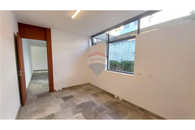 Imagem Casa com 5 Quartos para Alugar, 1.070 m² em Cidade Jardim - São Paulo Imagem Casa com 5 Quartos para Alugar, 1.070 m² em Cidade Jardim - São Paulo