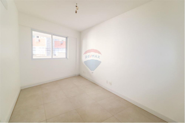 Imagem Apartamento com 4 Quartos à Venda, 165 m² em Lagoa - Rio De Janeiro Imagem Apartamento com 4 Quartos à Venda, 165 m² em Lagoa - Rio De Janeiro