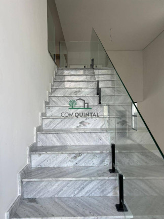 Imagem Casa com 4 Quartos à Venda, 382 m² em Pousada Dos Bandeirantes - Carapicuíba Imagem Casa com 4 Quartos à Venda, 382 m² em Pousada Dos Bandeirantes - Carapicuíba