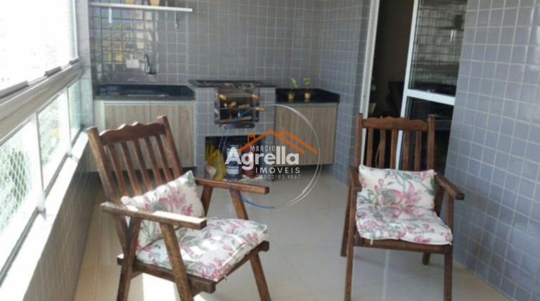Imagem Imóvel com 3 Quartos à Venda, 110 m² em Ocian - Praia Grande Imagem Imóvel com 3 Quartos à Venda, 110 m² em Ocian - Praia Grande