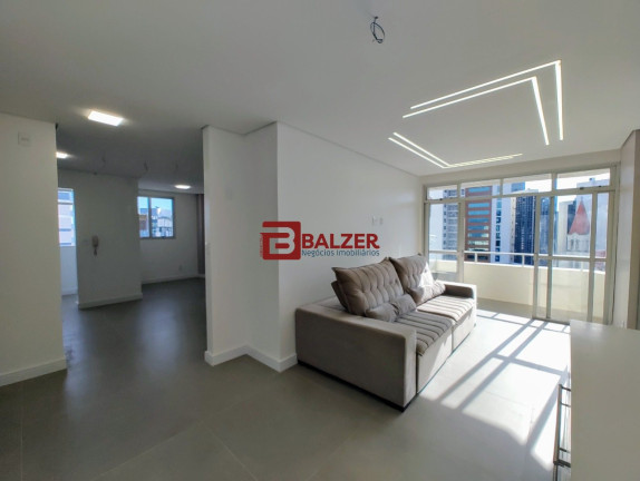 Imagem Apartamento com 2 Quartos à Venda, 105 m² em Centro - Florianópolis Imagem Apartamento com 2 Quartos à Venda, 105 m² em Centro - Florianópolis