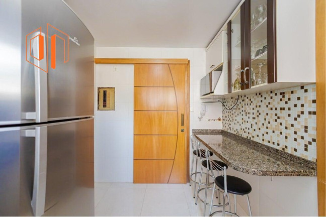 Imagem Apartamento com 3 Quartos à Venda, 76 m² em água Verde - Curitiba