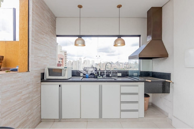 Imóvel com 3 Quartos à Venda, 185 m² em Vila Gumercindo - São Paulo