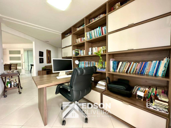 Imagem Apartamento com 4 Quartos à Venda, 203 m² em Miramar - João Pessoa
