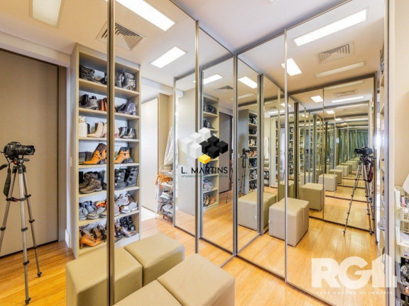 Imagem Apartamento com 3 Quartos à Venda, 245 m² em Moinhos De Vento - Porto Alegre Imagem Apartamento com 3 Quartos à Venda, 245 m² em Moinhos De Vento - Porto Alegre