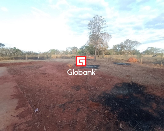 Imagem Imóvel com 2 Quartos à Venda, 2.750 m² em Bocaiuva - Montes Claros