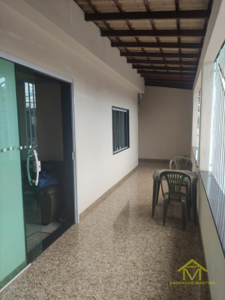 Imagem Casa com 4 Quartos à Venda, 250 m² em Rio Marinho - Vila Velha
