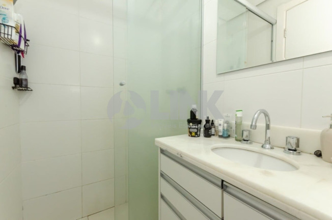 Imagem Apartamento com 3 Quartos à Venda, 65 m² em Petrópolis - Porto Alegre