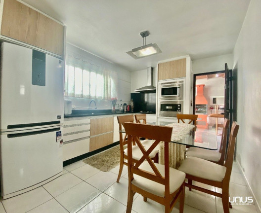 Imagem Casa com 2 Quartos à Venda, 104 m² em São Sebastião - Palhoça Imagem Casa com 2 Quartos à Venda, 104 m² em São Sebastião - Palhoça
