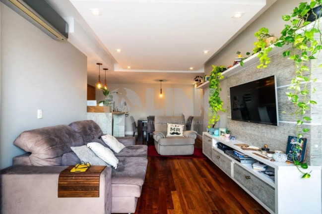 Imagem Apartamento com 2 Quartos à Venda, 70 m² em Passo Da Areia - Porto Alegre