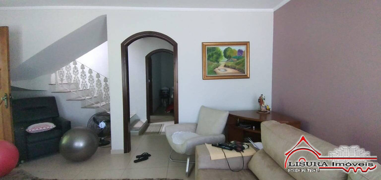 Casa com 3 Quartos à Venda, 360 m² em Jardim Santa Maria - Jacareí