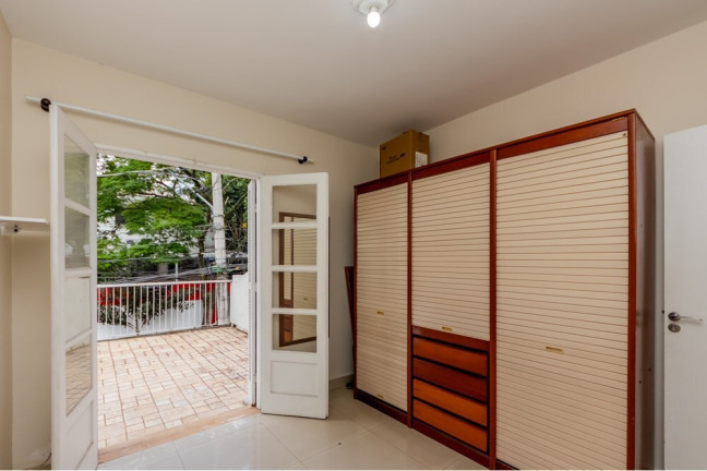 Imagem Casa com 3 Quartos à Venda, 125 m² em Santo Amaro - São Paulo Imagem Casa com 3 Quartos à Venda, 125 m² em Santo Amaro - São Paulo