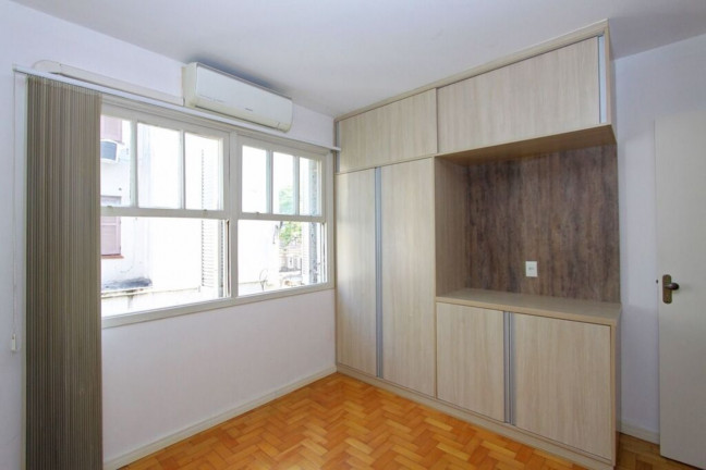 Imagem Imóvel com 1 Quarto à Venda, 43 m² em Praia De Belas - Porto Alegre Imagem Imóvel com 1 Quarto à Venda, 43 m² em Praia De Belas - Porto Alegre