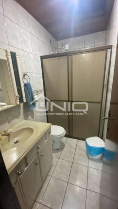 Imagem Casa com 4 Quartos à Venda, 272 m² em Fraron - Pato Branco Imagem Casa com 4 Quartos à Venda, 272 m² em Fraron - Pato Branco
