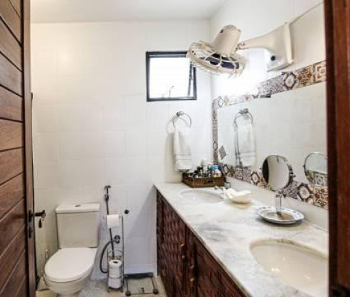 Imagem Casa com 5 Quartos à Venda, 200 m² em Vilas Do Atlântico - Lauro De Freitas Imagem Casa com 5 Quartos à Venda, 200 m² em Vilas Do Atlântico - Lauro De Freitas