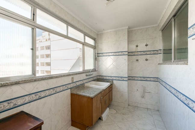 Imagem Apartamento com 3 Quartos à Venda, 169 m² em Independência - Porto Alegre Imagem Apartamento com 3 Quartos à Venda, 169 m² em Independência - Porto Alegre