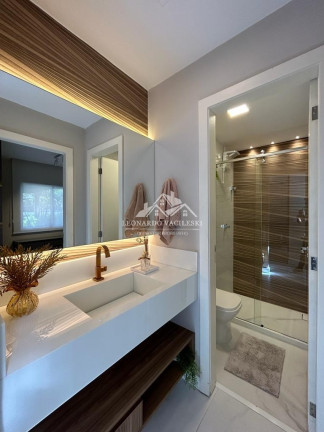 Imagem Casa com 4 Quartos à Venda, 220 m² em Colina De Laranjeiras - Serra