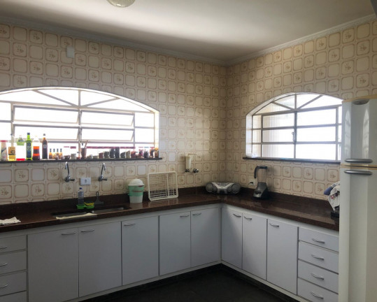 Imagem Sobrado com 3 Quartos à Venda, 282 m² em Cresciúma - Caieiras