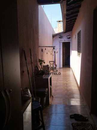 Imagem Casa com 2 Quartos à Venda, 190 m² em Columbia - Londrina Imagem Casa com 2 Quartos à Venda, 190 m² em Columbia - Londrina